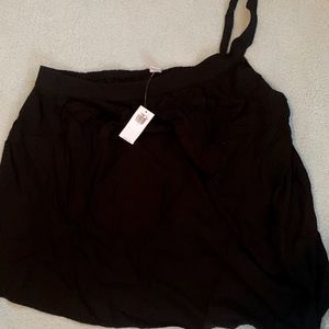 Cute one shoulder top